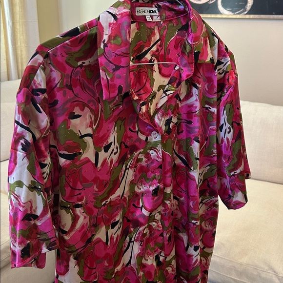 Abstract Blouse - Picture 5 of 5